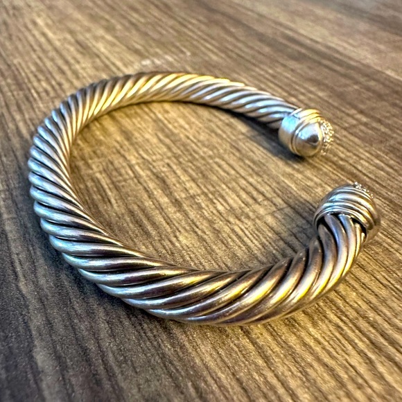 WOW POSHMARK - Authentic David Yurman Diamond & Sterling Silver Bracelet - Picture 15 of 16